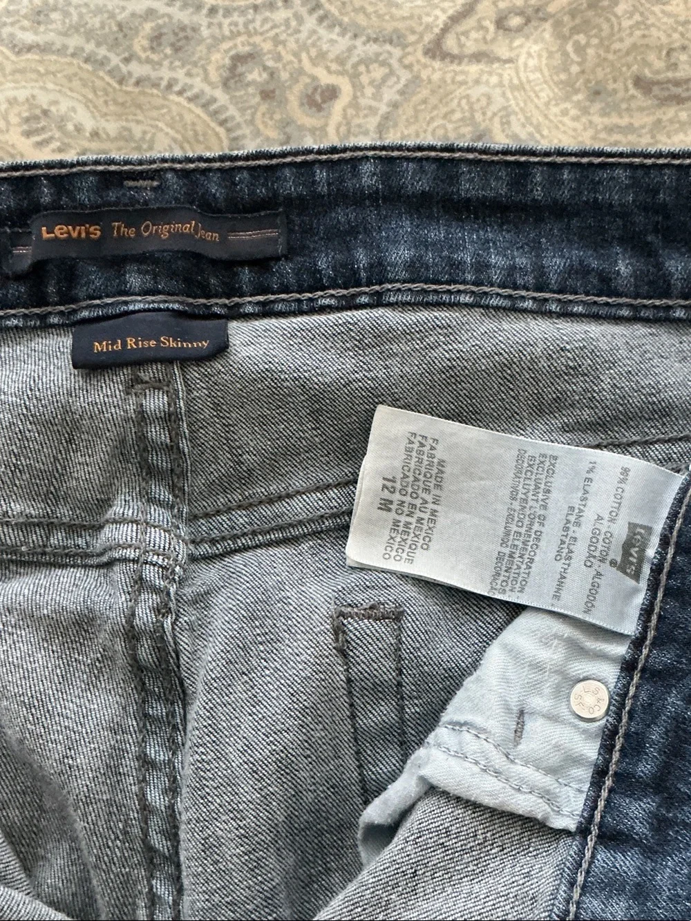 Levi's Women's Skinny Jeans in Dark Blue Denim